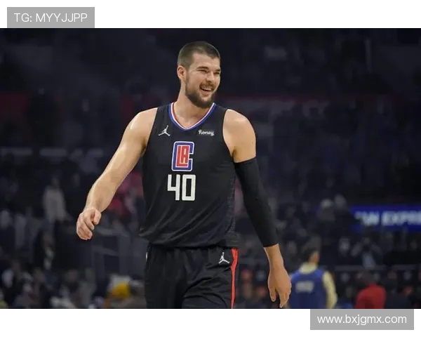 祖巴茨称快船休赛期补强到位球队攻守兼备体型出色组织能力提升