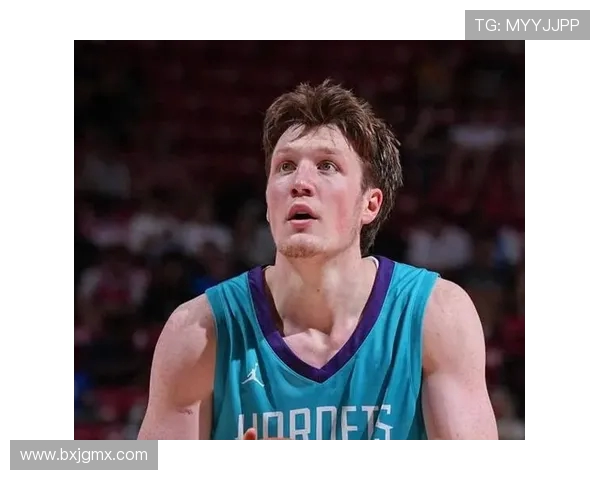 黄蜂主帅称三球专注培养赢球习惯 防守与传球积极性激励全队